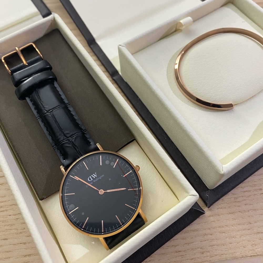 Daniel Wellington Classic Sheffield Watch